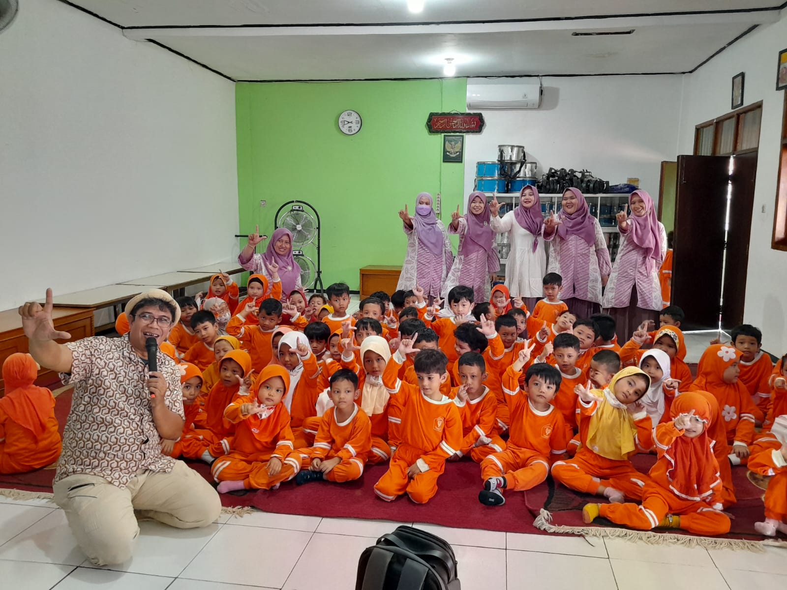 Wisata LiterAsyik X Guru Tamu Kota Administrasi Jakarta Timur Ke TK Ar Rahmah 48